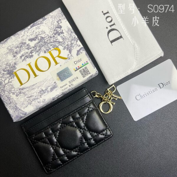 Lady Dior Freesia 카드 지갑