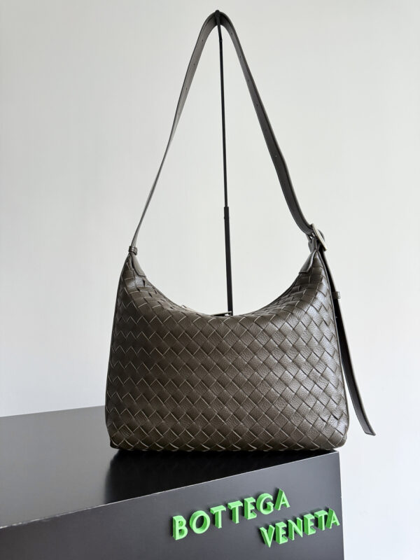 Traveler Intrecciato Tote Bag 여행용 백