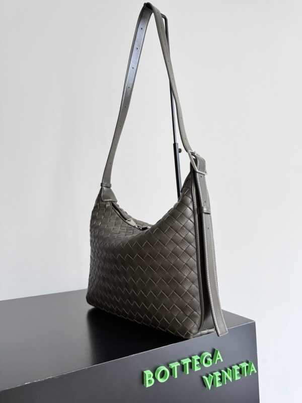 Traveler Intrecciato Tote Bag 여행용 백 - Hình ảnh 2