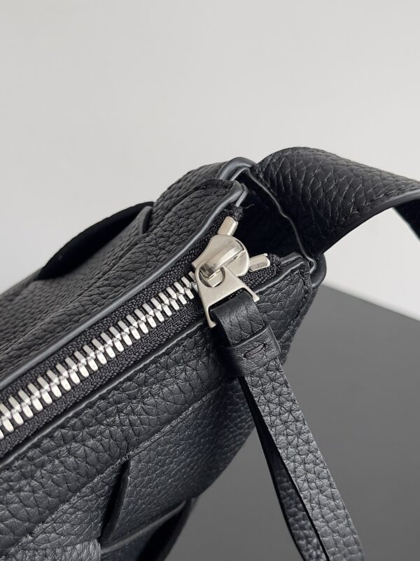 DIAGO HOBO BAG - Hình ảnh 7