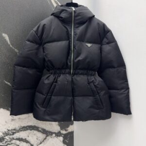 프라다 패딩