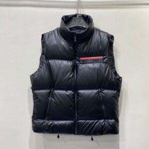 프라다 패딩